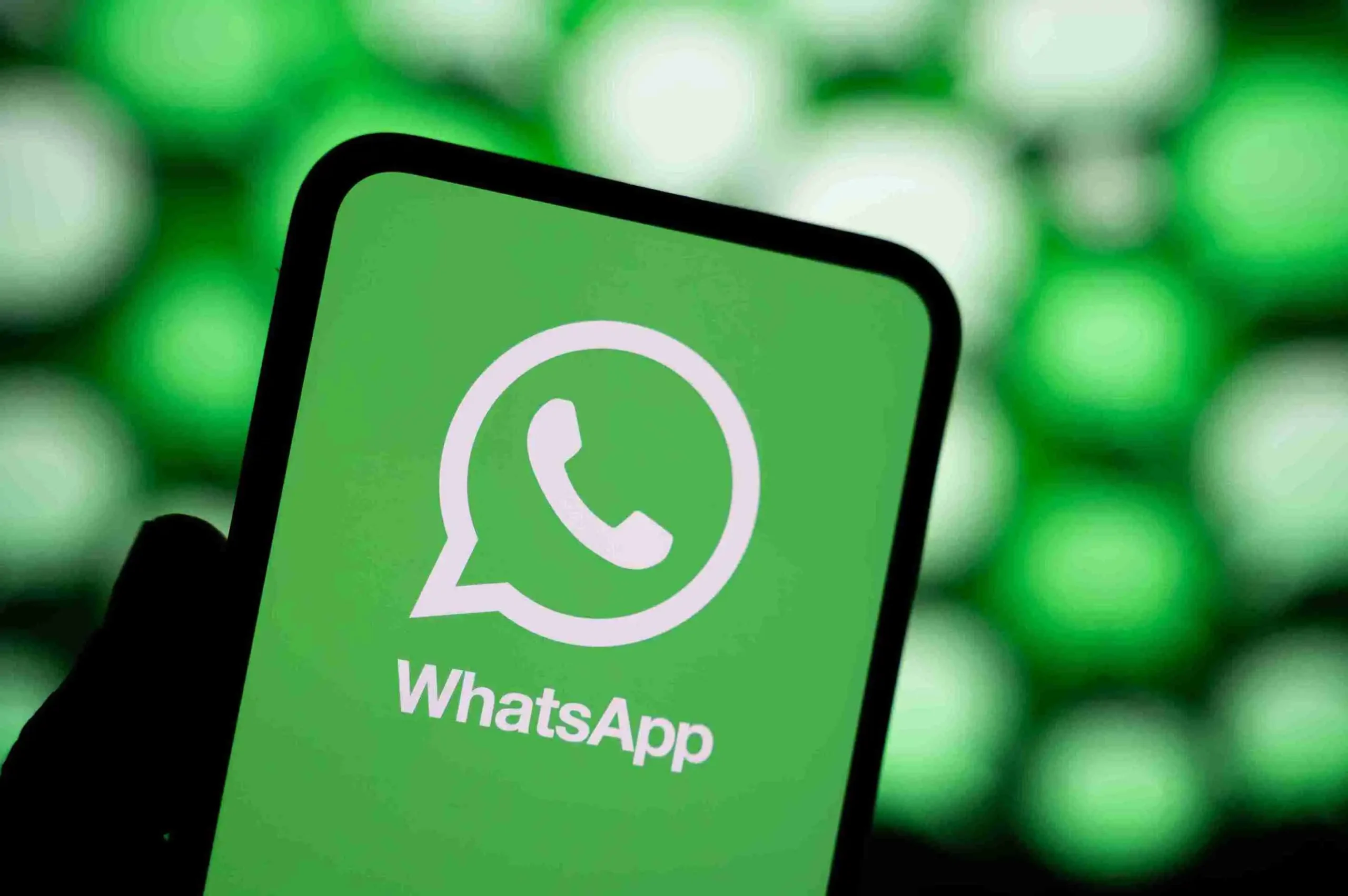 Strategi Kembangkan Usaha Lewat Jualan Online di WhatsApp Business
