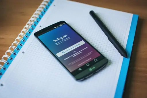 mendapatkan centang biru Instagram
